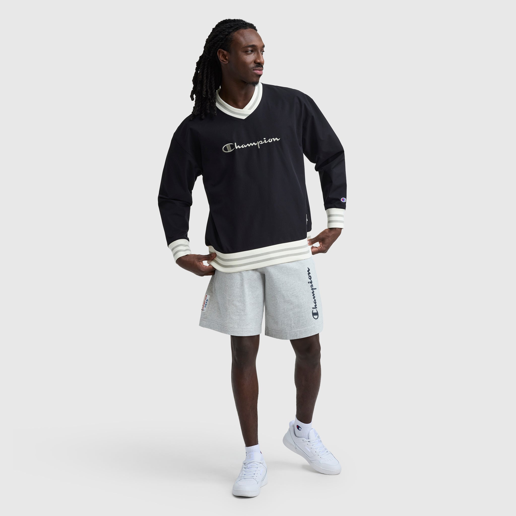 Gridiron V-Neck Pullover. C Logo - Image 5