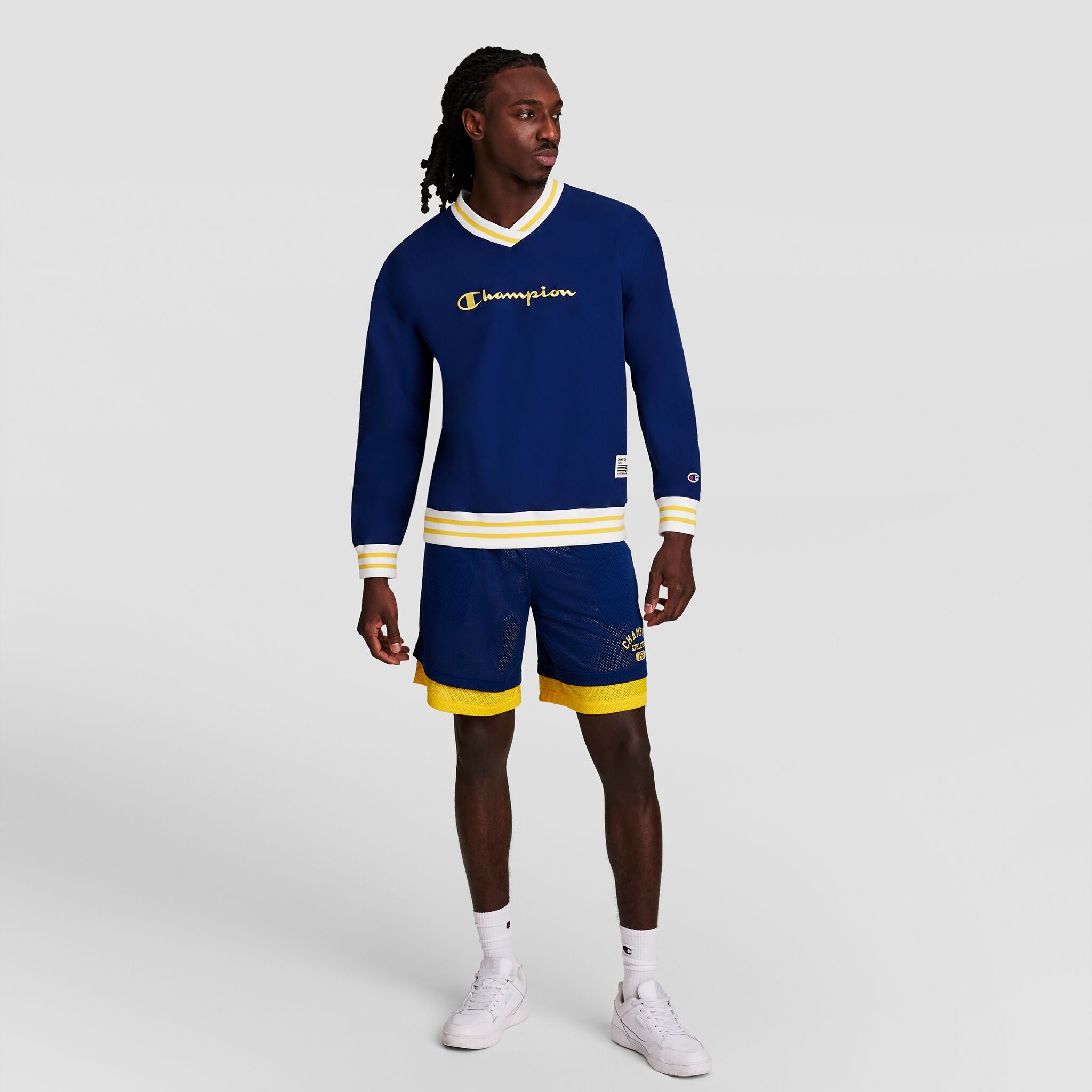 Gridiron V-Neck Pullover. C Logo - Image 5